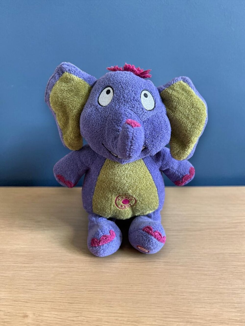 (VIDEO) Totally Ticklish laughing Elephant Stuffed Animal Doll Plush Hallmark